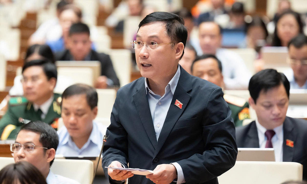 Nóng: Đại biểu Quốc hội đề xuất thu phí căn nhà thứ 2 để ngăn đầu cơ