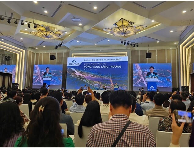 Nóng: Chủ tịch Trần Đình Long bác tin đồn bán 10% Hòa Phát cho đối tác ngoại