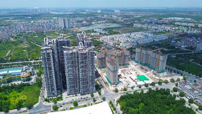 Lãi suất tăng, bất động sản còn khó khăn: Nhà đầu tư nên phòng thủ giai đoạn này