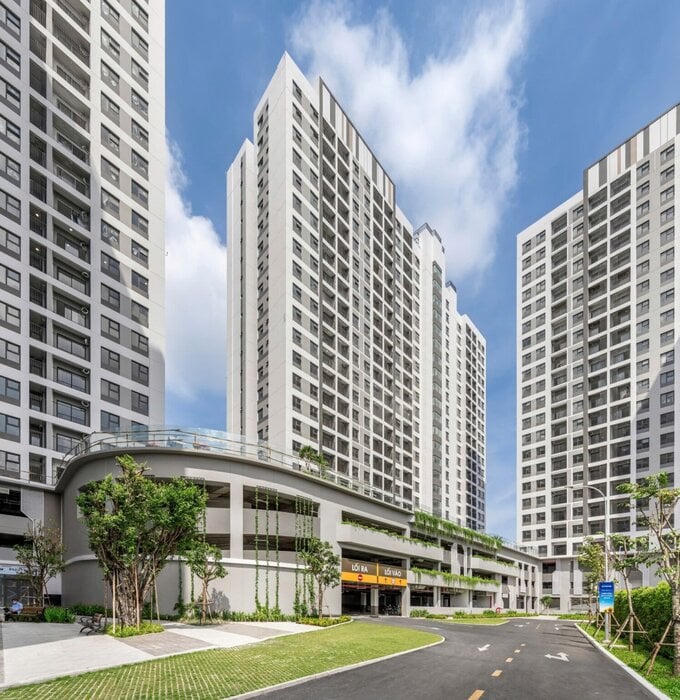 Năm 2025, cư dân ở chung cư The Privia (321 An Dương Vương, P. An Lạc) của Khang Điền được bàn giao Giấy chứng nhận.