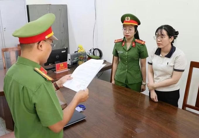 Võ Thị Ngọc Lan tại cơ quan điều tra. (Ảnh: Công an cung cấp)