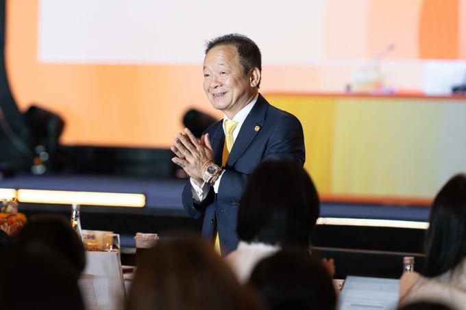 Chủ tịch HĐQT Đỗ Quang Hiển tại Đại hội!