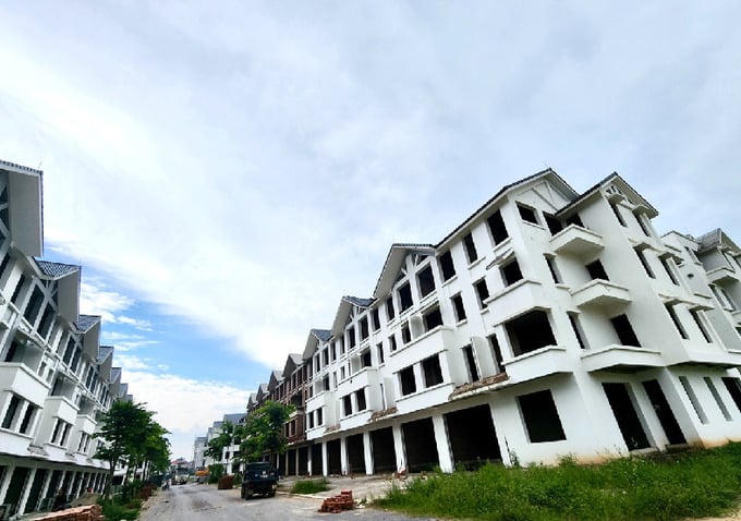 Doanh nghiệp bất động sản đóng cửa tăng gấp đôi cùng kỳ. (Ảnh minh họa)