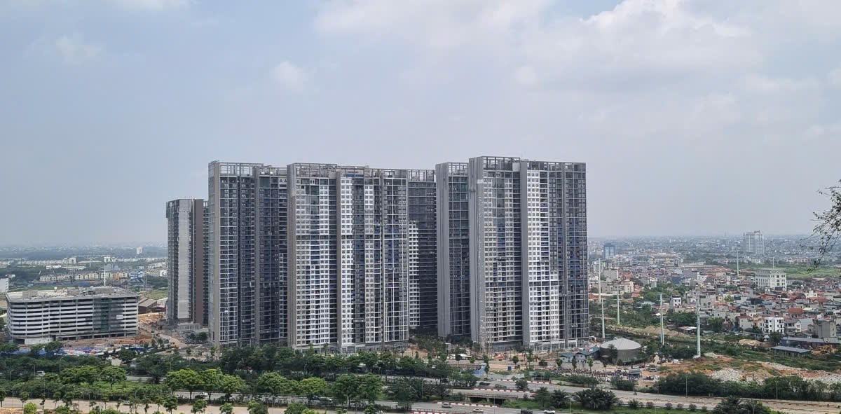 Giá chung cư Hà Nội, TP.HCM lập đỉnh mới: Người trẻ chật vật mua nhà