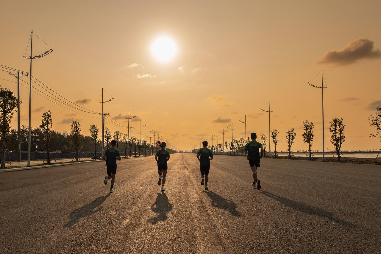 Đại lộ Thời Đại - một trong những điểm đi qua của VnExpress Marathon Green Paradise