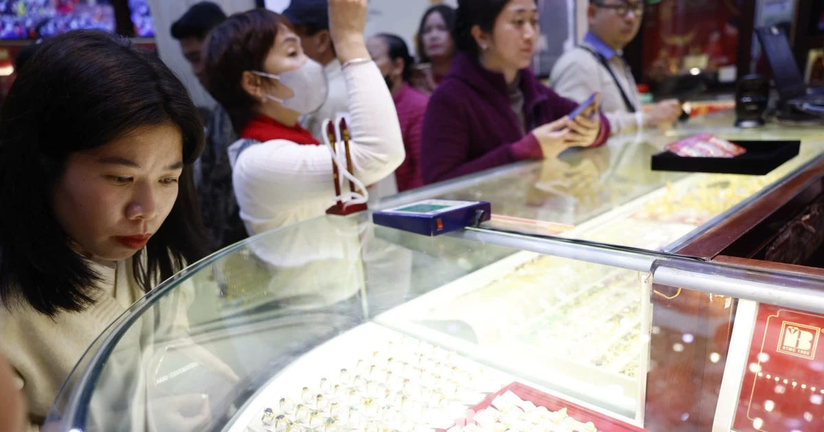Vàng không sinh lời vì sao vẫn được nhiều người sùng bái?