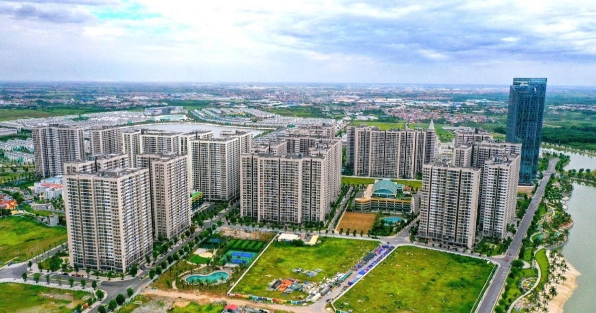 Chung cư Hà Nội: Giá neo cao, giao dịch giảm mạnh