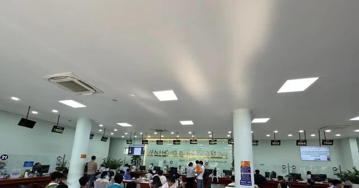 TPHCM rà soát toàn bộ dự án nhà ở để cấp hơn 60.000 sổ hồng