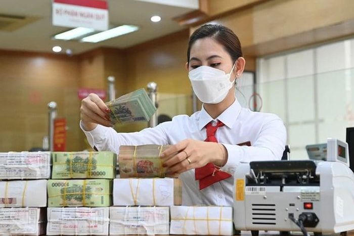 Ngân hàng thương mại phải chia sẻ nhiều hơn, giảm lãi suất cho vay