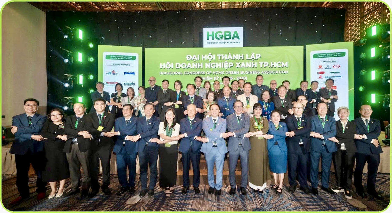 Chương trình tọa đàm quốc tế exploreASEAN do HGBA và Phuc Khang Corporation đồng tổ chức, tạo cơ hội cho sinh viên và học viên cao học Thụy Sĩ tham gia hành trình “learning by doing” tại Đông Nam Á