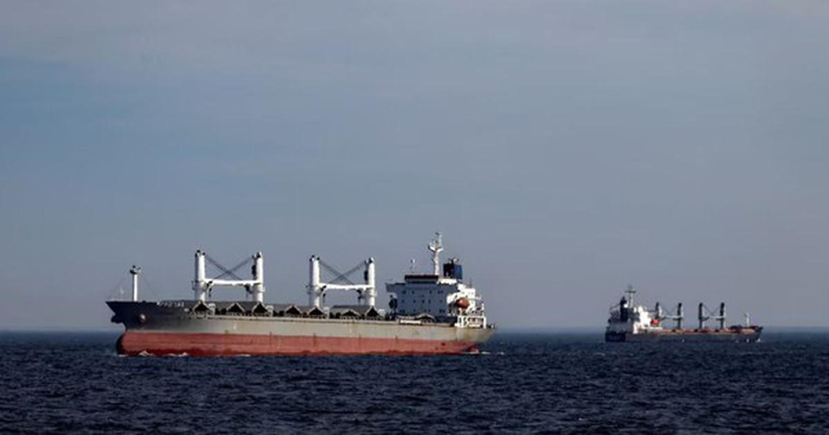Dầu thô "sale sập sàn" 33 USD/thùng: Điều kiện vận chuyển qua eo biển Hormuz – Canh bạc cân não của giới buôn dầu