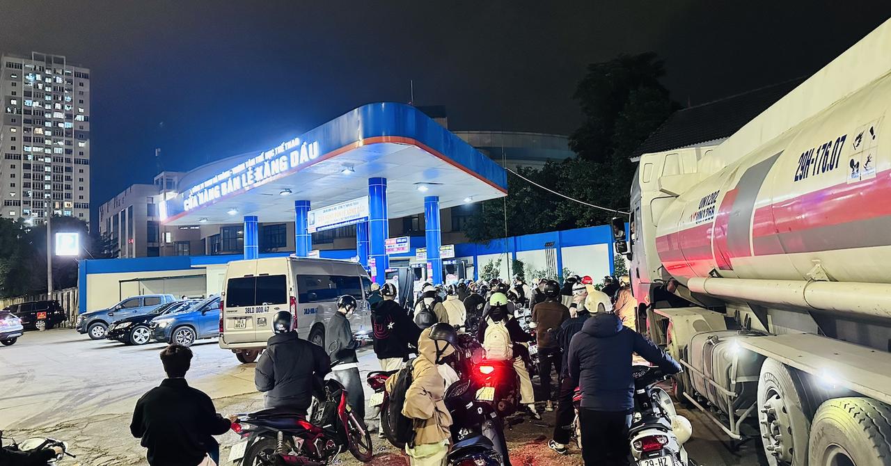 Nghịch lý ngành xăng dầu: Tại sao giá tăng "sốc" mà doanh nghiệp lại lỗ nặng?