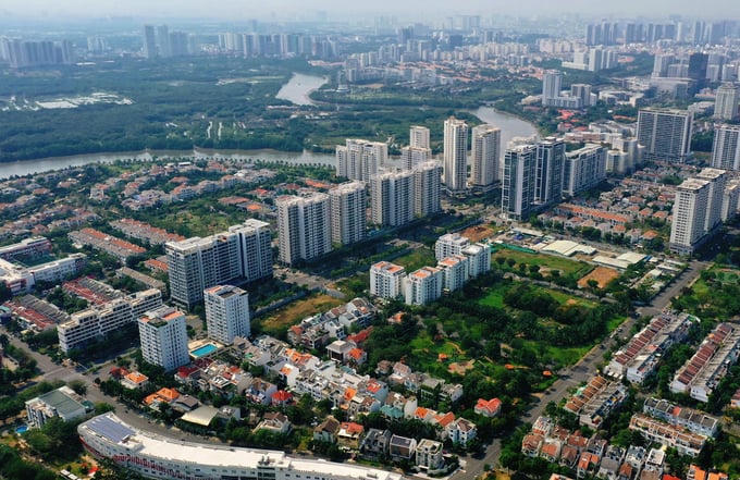 Theo VARS IRE, một trong những thay đổi đáng chú ý nhất là tâm lý nhà đầu tư. Nếu trước đây, nỗi sợ bỏ lỡ cơ hội khiến nhiều người xuống tiền nhanh chóng theo kỳ vọng tăng giá ngắn hạn, thì hiện nay, sự thận trọng đã lên ngôi.
