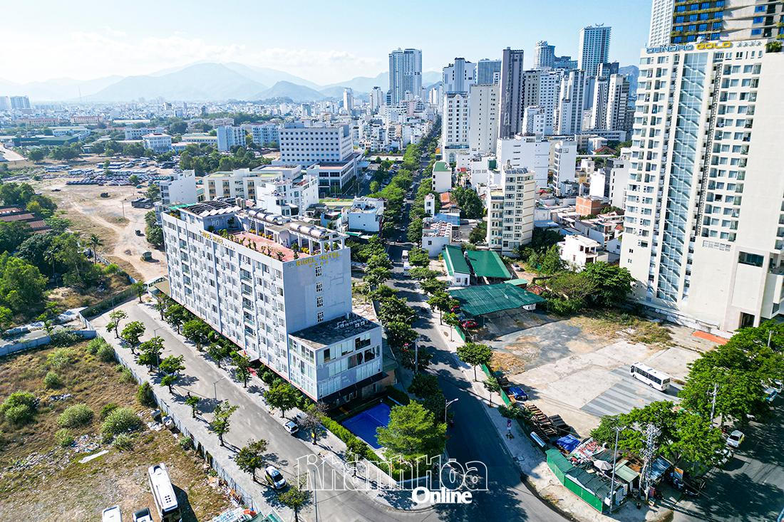 Đường Nguyễn Thiện Thuật nối dài.