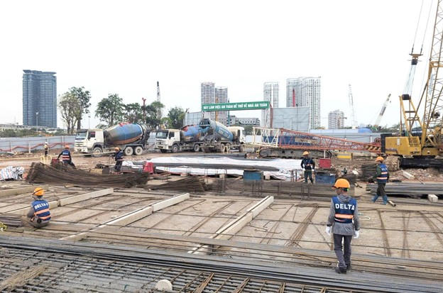 Noble West Lake Ha Noi: 12 tòa tháp 40 tầng thi công xuyên đêm, "đại công trường" lớn bậc nhất Tây Hồ Tây lộ diện