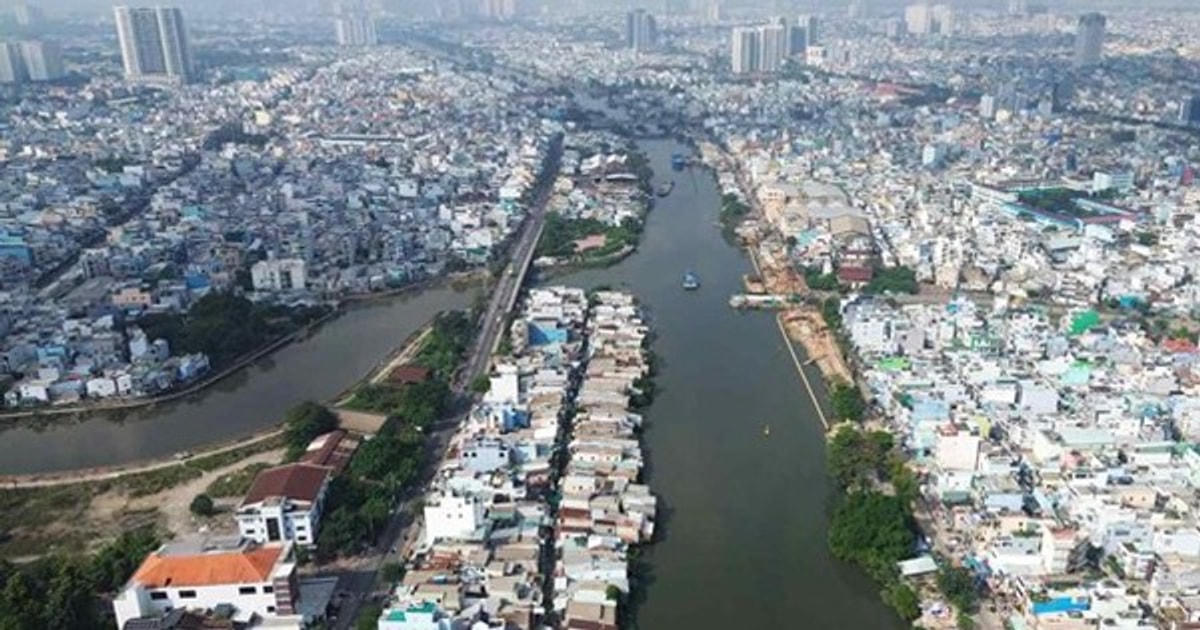 TP.HCM chi gần 100.000 tỷ giải tỏa 15.708 căn nhà ven kênh