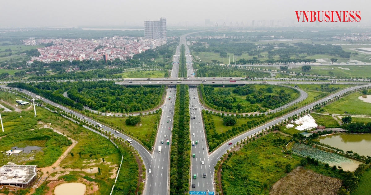 Đua gom quỹ đất sạch: đại gia địa ốc đang tính gì?