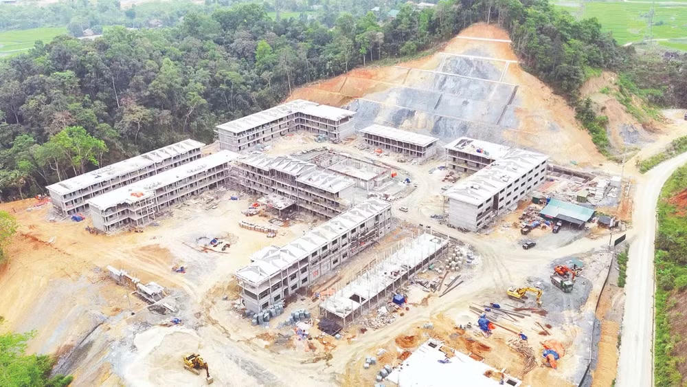 Tuyên Quang đẩy nhanh xây 6 trường nội trú vùng biên