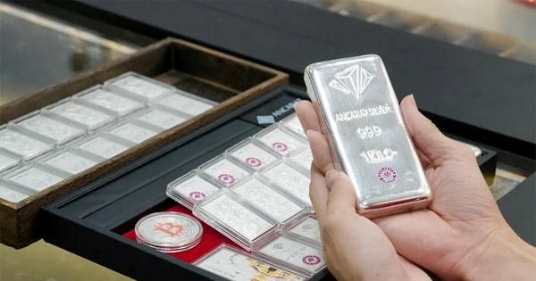 Giá bạc hôm nay 19/5 tăng trở lại: trong nước lên 2.963.000 đồng/lượng