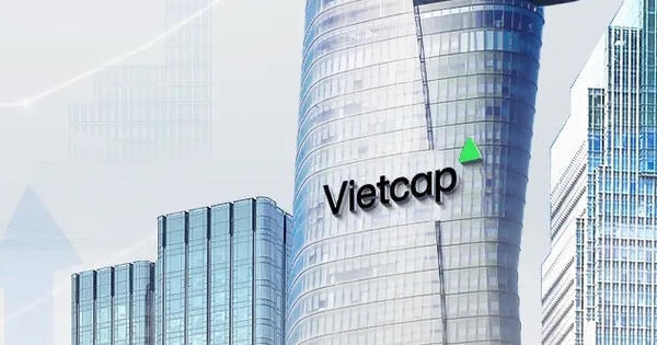 Chứng khoán Vietcap tung gói cổ phiếu thưởng giá 11.000 đồng cho lãnh đạo sau quý 1 lãi đậm 341 tỷ