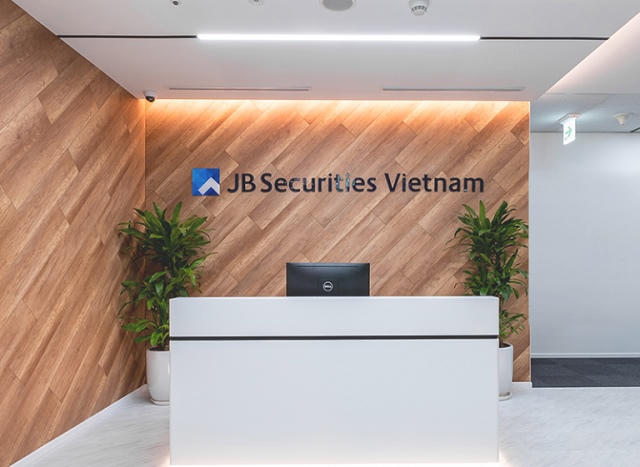 Chứng khoán JB Việt Nam bị phạt 92.5 triệu vì vi phạm công bố thông tin