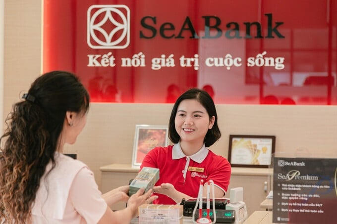 Song song với kế hoạch trả cổ tức, SeABank cũng dự kiến phát hành tối đa 40 triệu cổ phiếu ESOP trong năm 2026 với giá phát hành không thấp hơn 10.000 đồng/cổ phiếu.