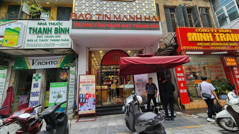 Giá vàng chiều hôm nay 20/5: SJC, vàng nhẫn tiếp tục lao dốc không phanh