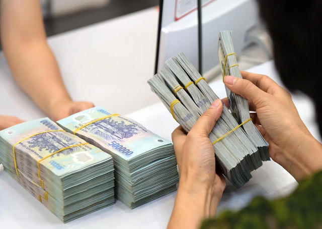 NHNN sẽ thanh tra, xử lý nghiêm ngân hàng chậm giảm lãi suất