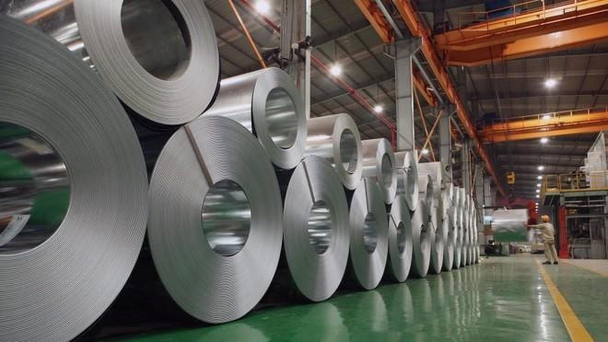 Khởi tố, bắt tạm giam Thành viên BKS của Thép Tấm lá Thống Nhất (TNS)