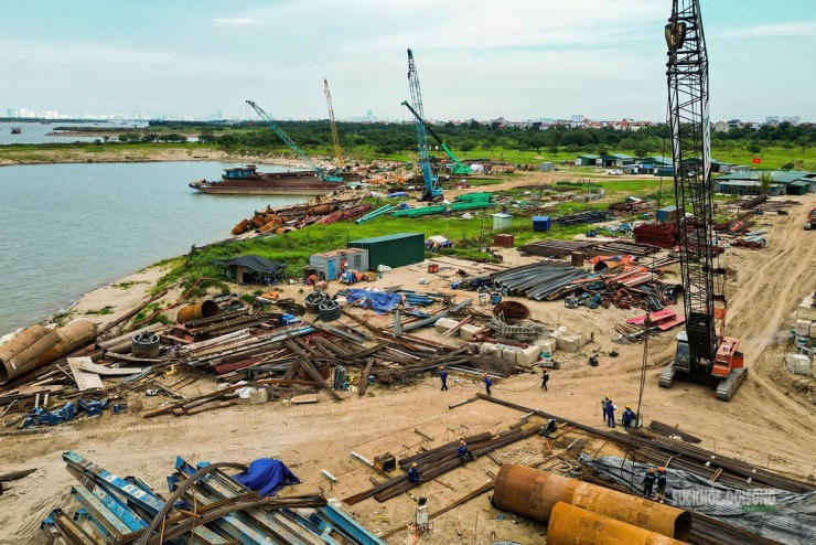 Tiến độ xây cầu Hồng Hà vượt sông Hồng