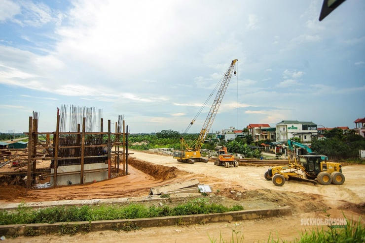 Tiến độ xây cầu Hồng Hà vượt sông Hồng