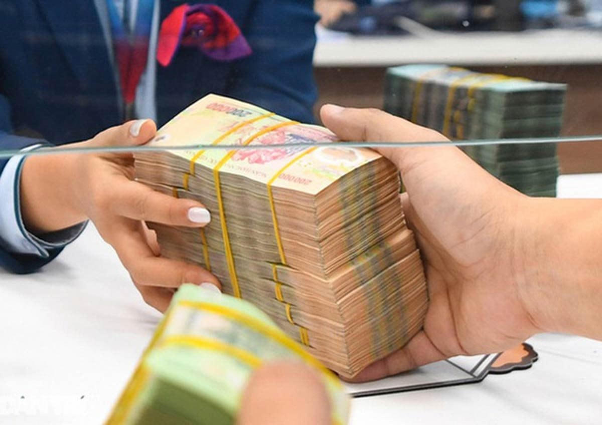 Lãi suất tiết kiệm ngày 27/5/2026: Cuộc đua "giữ chân" dòng vốn của các ngân hàng