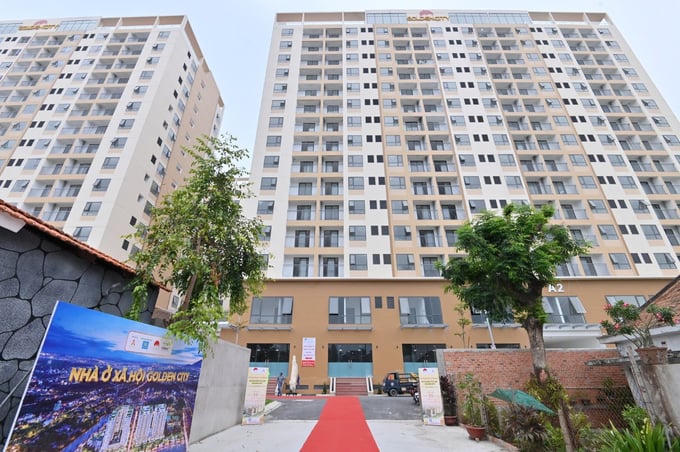Dự án nhà ở xã hội Golden City (Tây Ninh) đã bàn giao giai đoạn 1 vào ngày 16/5/2026 với hơn 900 căn hộ được đưa ra thị trường.