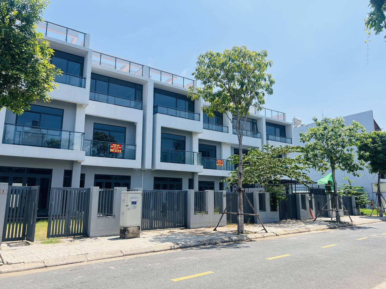 TP.HCM đề xuất gỡ vướng 137 dự án bất động sản