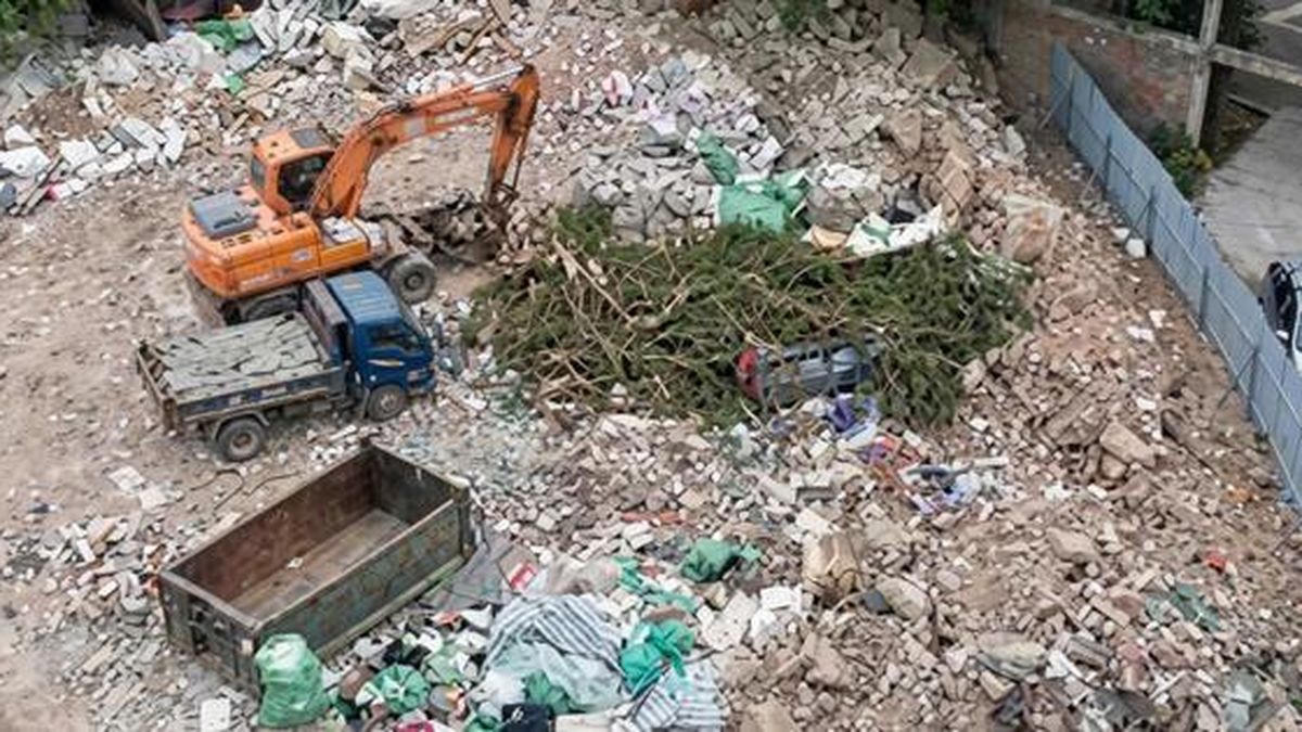Hà Nội thu hồi 2.700 m² đất tại bãi thải vật liệu xây dựng An Dương