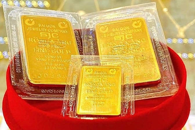 Giá vàng trong nước giảm tới 3 triệu đồng/lượng.