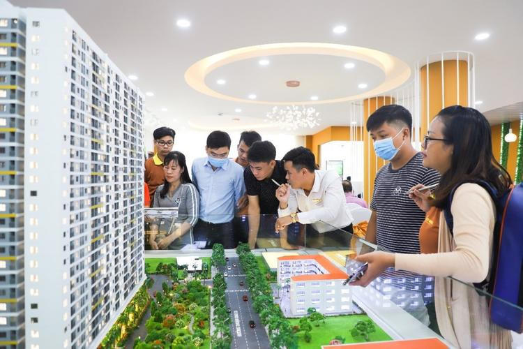 Hơn 2.600 doanh nghiệp bất động sản thành lập mới trong 5 tháng