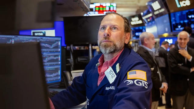 Chứng khoán Mỹ phục hồi nhờ nhóm chip, Nasdaq tăng 0.86%