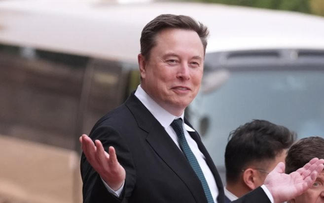 SpaceX IPO kỷ lục: Elon Musk không còn danh tỷ phú đô la