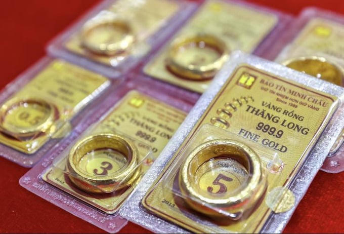 Giá vàng tiếp đà vọt tăng mạnh.