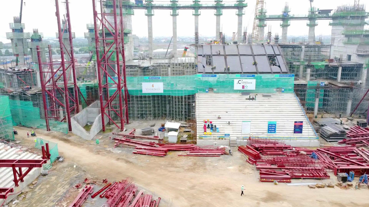 Sân vận động PVF Hưng Yên sắp lắp mái vòm 8.600 tấn