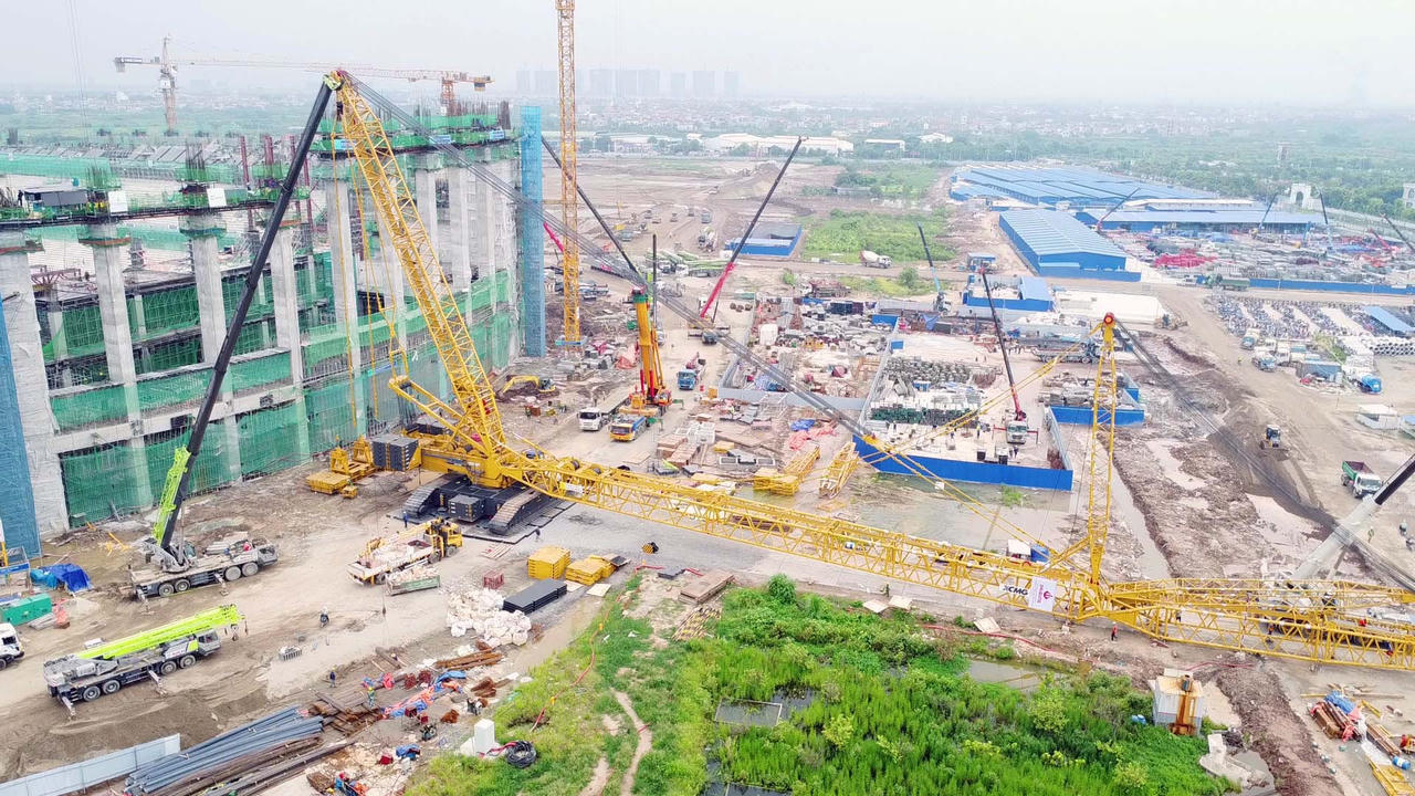 Sân vận động PVF Hưng Yên sắp lắp mái vòm 8.600 tấn
