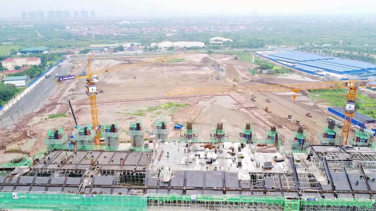 Sân vận động PVF Hưng Yên sắp lắp mái vòm 8.600 tấn