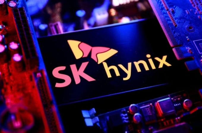 SK Hynix vượt qua Samsung Electronics để trở thành công ty có vốn hóa lớn nhất Hàn Quốc.