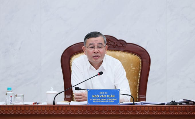 Bộ trưởng Bộ Tài chính Ngô Văn Tuấn.