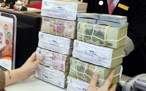 Lãi suất ngân hàng 24/6: Kỳ hạn 6 tháng cao nhất 7,2%/năm
