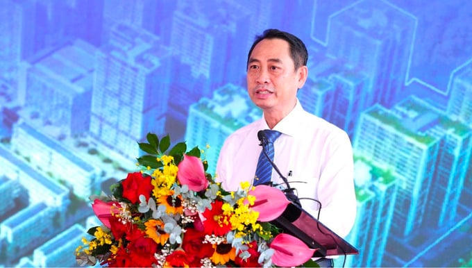 Ông Nguyễn Hoàn Vũ - Tổng giám đốc Tập đoàn Becamex phát biểu khai mạc lễ khởi công