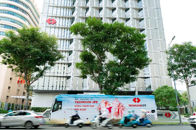 Techcombank góp thêm 2.400 tỷ vào Techcom Life