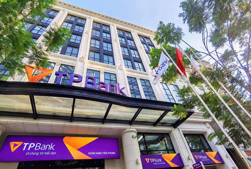 TPBank đối mặt nguy cơ rời VN30: Vốn hóa tụt đáy, nợ xấu tăng mạnh, bị xử phạt vi phạm kinh doanh vàng 