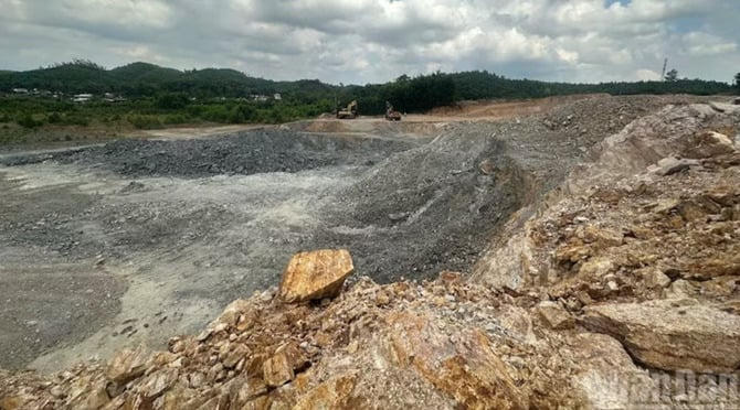 Công ty cổ phần Đầu tư 706 mua, bán trái phép khối lượng khoáng sản đặc biệt lớn với 550.000m3 đất, đá san lấp. (Ảnh Nhân dân).